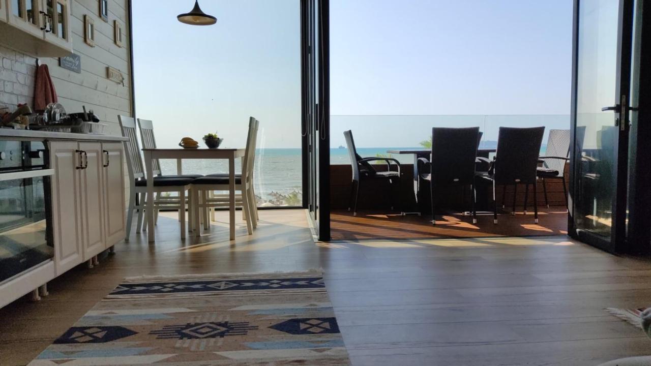Luxury Beach Apartment In Qerret Голем Экстерьер фото